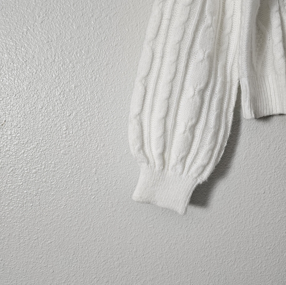 Almost Famous White Cable Knit V-Neck Button Cardigan - Picture 2 of 7